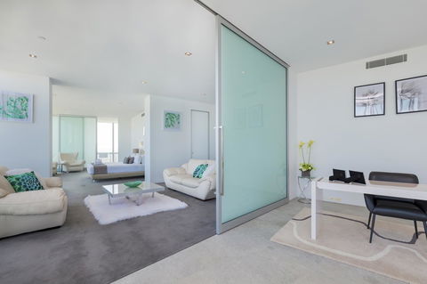 Q1 Resort & Spa - Official - New South Wales Tourism  40