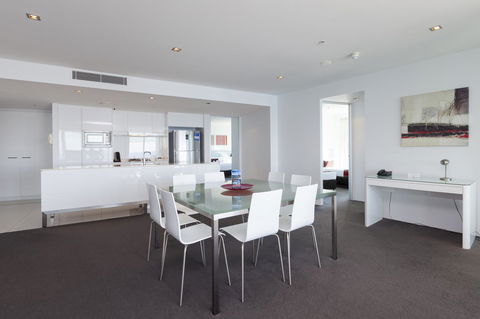 Q1 Resort & Spa - Official - New South Wales Tourism  36