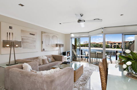 Skippers Cove Waterfront Resort - New South Wales Tourism  5