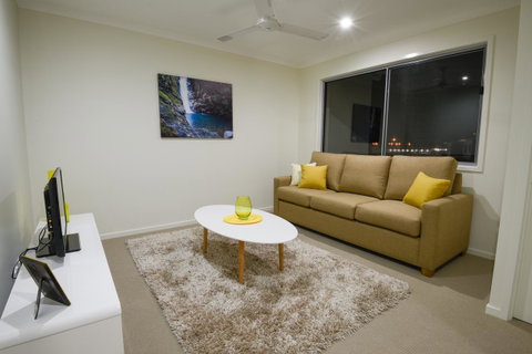 Direct Collective - Breeze On Brightwater - New South Wales Tourism  9