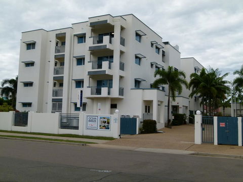 Madison Ocean Breeze Apartments - New South Wales Tourism  2