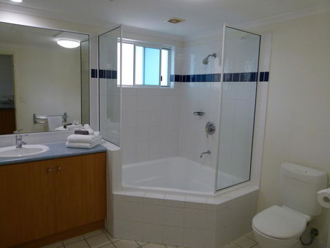 Madison Ocean Breeze Apartments - New South Wales Tourism  34
