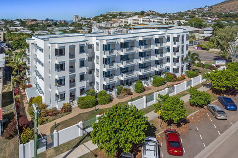 Madison Ocean Breeze Apartments - New South Wales Tourism  1