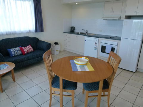 Madison Ocean Breeze Apartments - New South Wales Tourism  23
