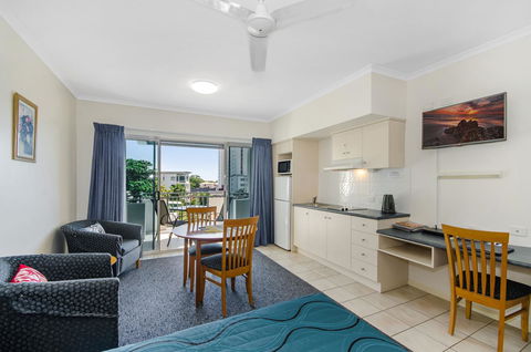 Madison Ocean Breeze Apartments - New South Wales Tourism  11
