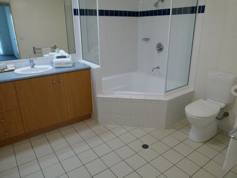 Madison Ocean Breeze Apartments - New South Wales Tourism  33