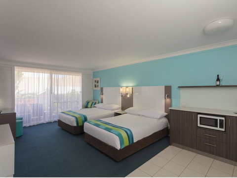 Sea World Resort - New South Wales Tourism  2