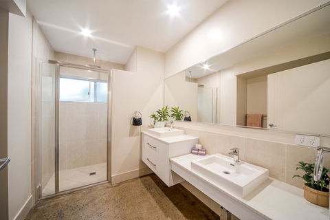 Whitsunday Luxury Homes - New South Wales Tourism  33