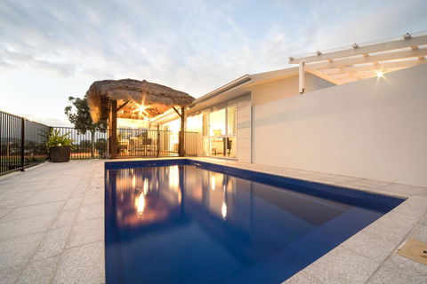 Whitsunday Luxury Homes - New South Wales Tourism  0