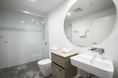 Qube Broadbeach - New South Wales Tourism  39