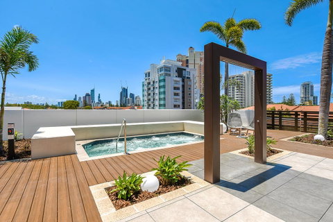 Qube Broadbeach - New South Wales Tourism  27