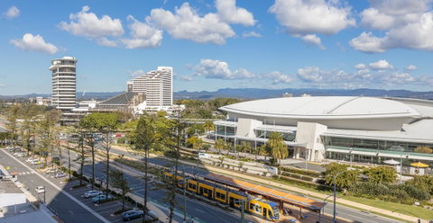Qube Broadbeach - New South Wales Tourism  9