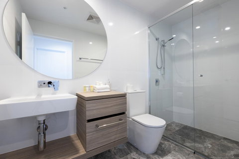 Qube Broadbeach - New South Wales Tourism  6