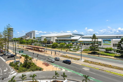 Qube Broadbeach - New South Wales Tourism  18