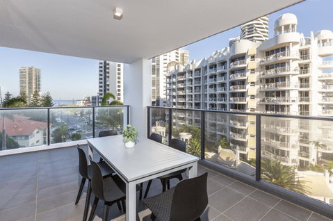Qube Broadbeach - New South Wales Tourism  41