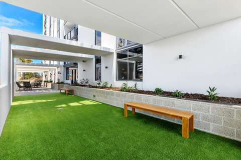Qube Broadbeach - New South Wales Tourism  19
