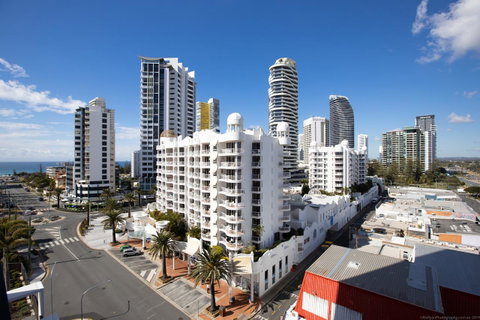 Qube Broadbeach - New South Wales Tourism  10