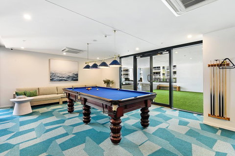 Qube Broadbeach - New South Wales Tourism  36