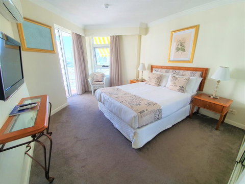 Broadbeach Holiday Apartments - New South Wales Tourism  14