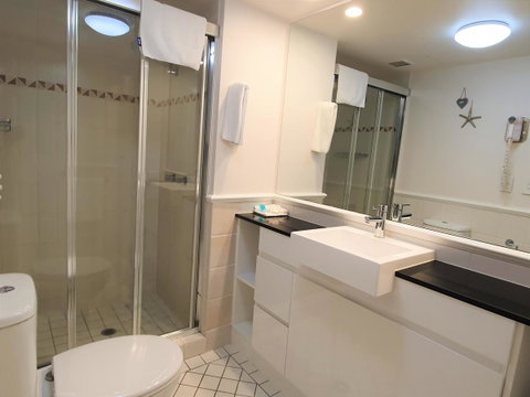 Broadbeach Holiday Apartments - New South Wales Tourism  5