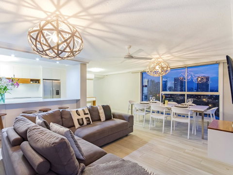 Sunbird Beach Resort Main Beach - New South Wales Tourism  4