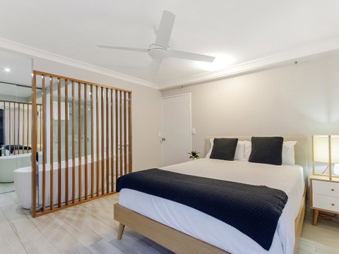 Sunbird Beach Resort Main Beach - New South Wales Tourism  7