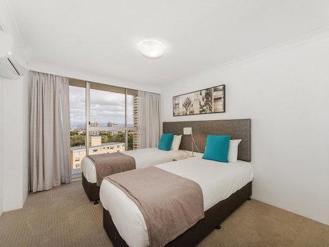 Sunbird Beach Resort Main Beach - New South Wales Tourism  28