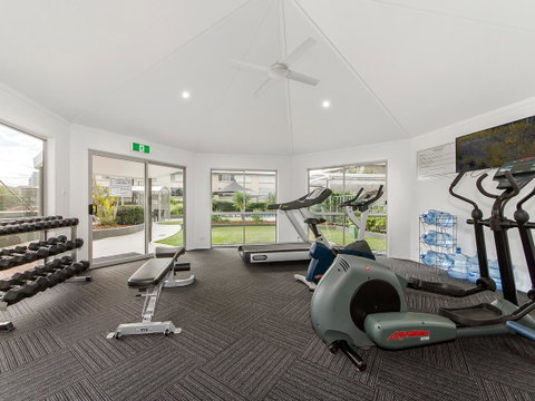 Sunbird Beach Resort Main Beach - New South Wales Tourism  40