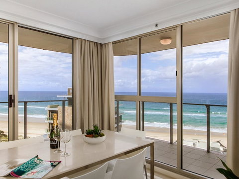Sunbird Beach Resort Main Beach - New South Wales Tourism  17