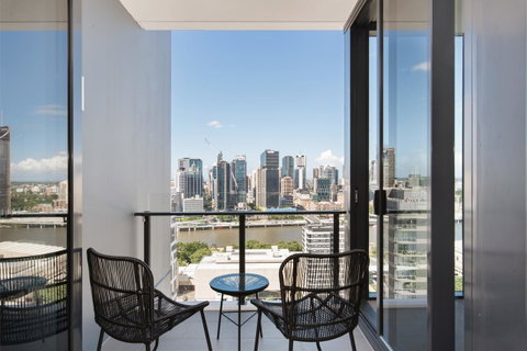 Ivy And Eve Apartments By CLLIX - New South Wales Tourism  29