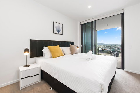 Ivy And Eve Apartments By CLLIX - New South Wales Tourism  32