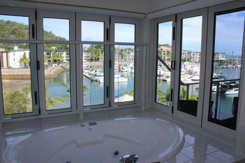 Beachside Apartment 17 - New South Wales Tourism  1