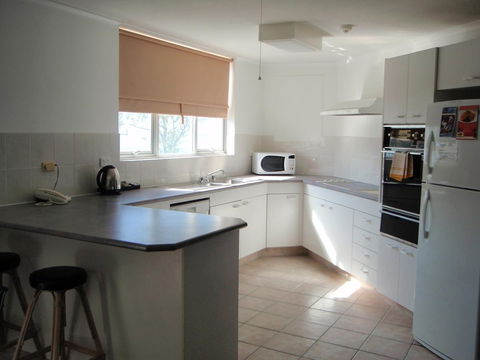 Grosvenor Beachfront Apartments Surfers Paradise - New South Wales Tourism  19
