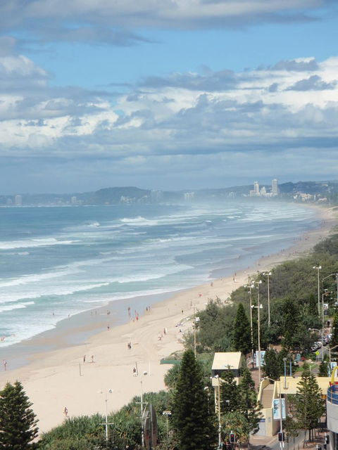 Grosvenor Beachfront Apartments Surfers Paradise - New South Wales Tourism  12