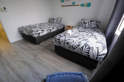 Sanctuary Beach Retreat - New South Wales Tourism  2
