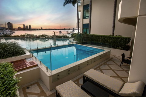 Imperial Hotel Gold Coast - New South Wales Tourism  2
