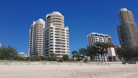 APR Private SUITES MOROC By The Beach - New South Wales Tourism  37
