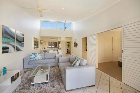 Montpellier Boutique Resort Noosa - New South Wales Tourism  2