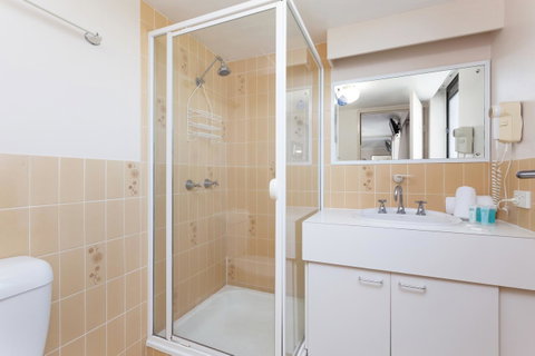 Capricornia Apartments - New South Wales Tourism  9
