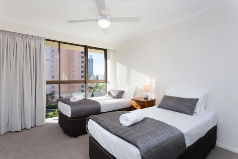 Capricornia Apartments - New South Wales Tourism  5