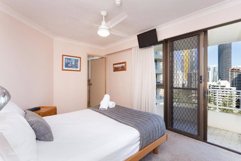 Capricornia Apartments - New South Wales Tourism  7