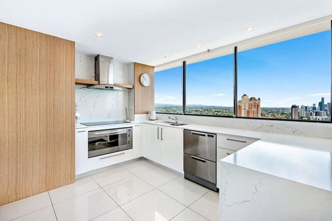 ULTIQA Beach Haven On Broadbeach - New South Wales Tourism  15