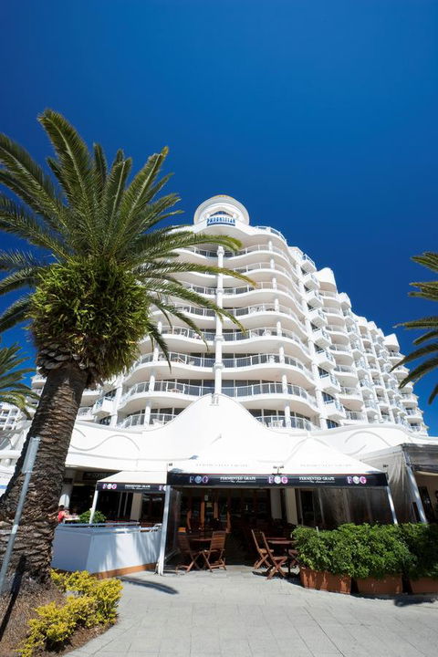 The Phoenician Resort - New South Wales Tourism  4