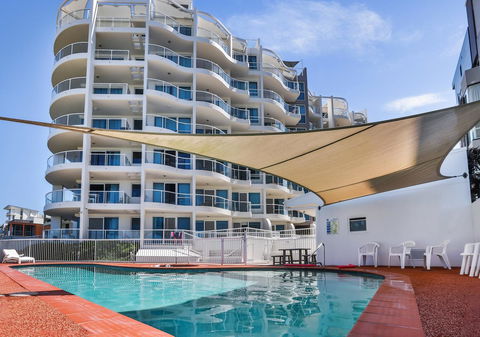Regency On The Beach - New South Wales Tourism  2