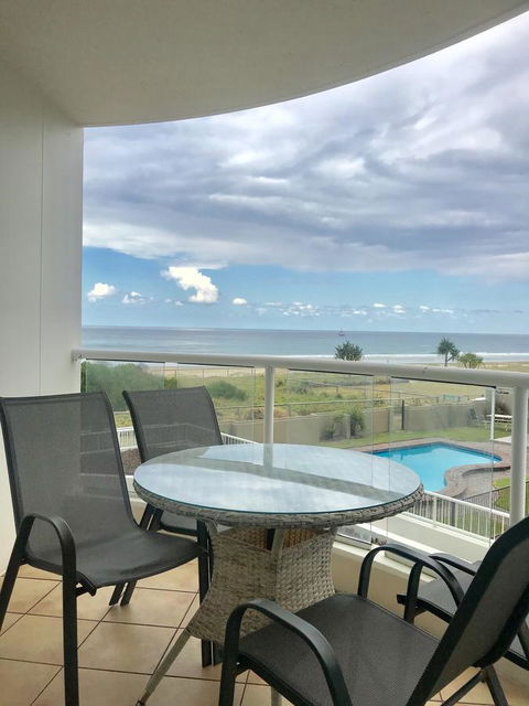Regency On The Beach - New South Wales Tourism  9