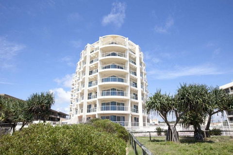 Regency On The Beach - New South Wales Tourism  11
