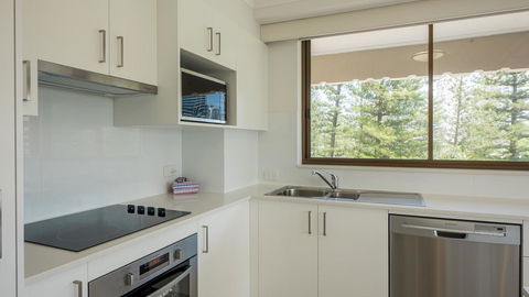De Ville Apartments - New South Wales Tourism  20
