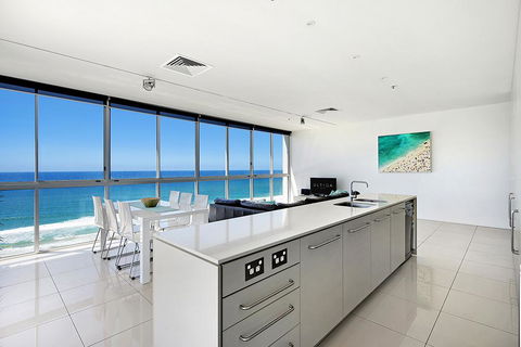 ULTIQA Air On Broadbeach - New South Wales Tourism  1