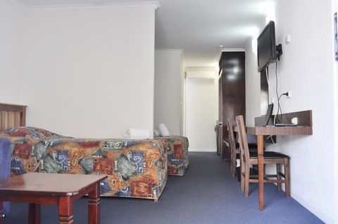 Alexandra Park Motor Inn - New South Wales Tourism  28