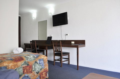 Alexandra Park Motor Inn - New South Wales Tourism  33